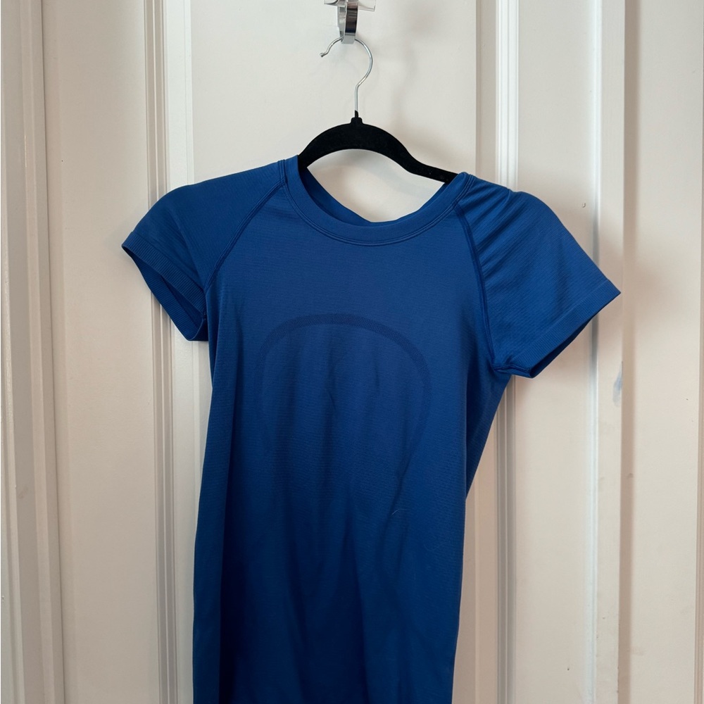 Lululemon Blue Athletic T-Shirt